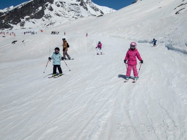 Val Thorens long flat runs ideal for kids learning to ski